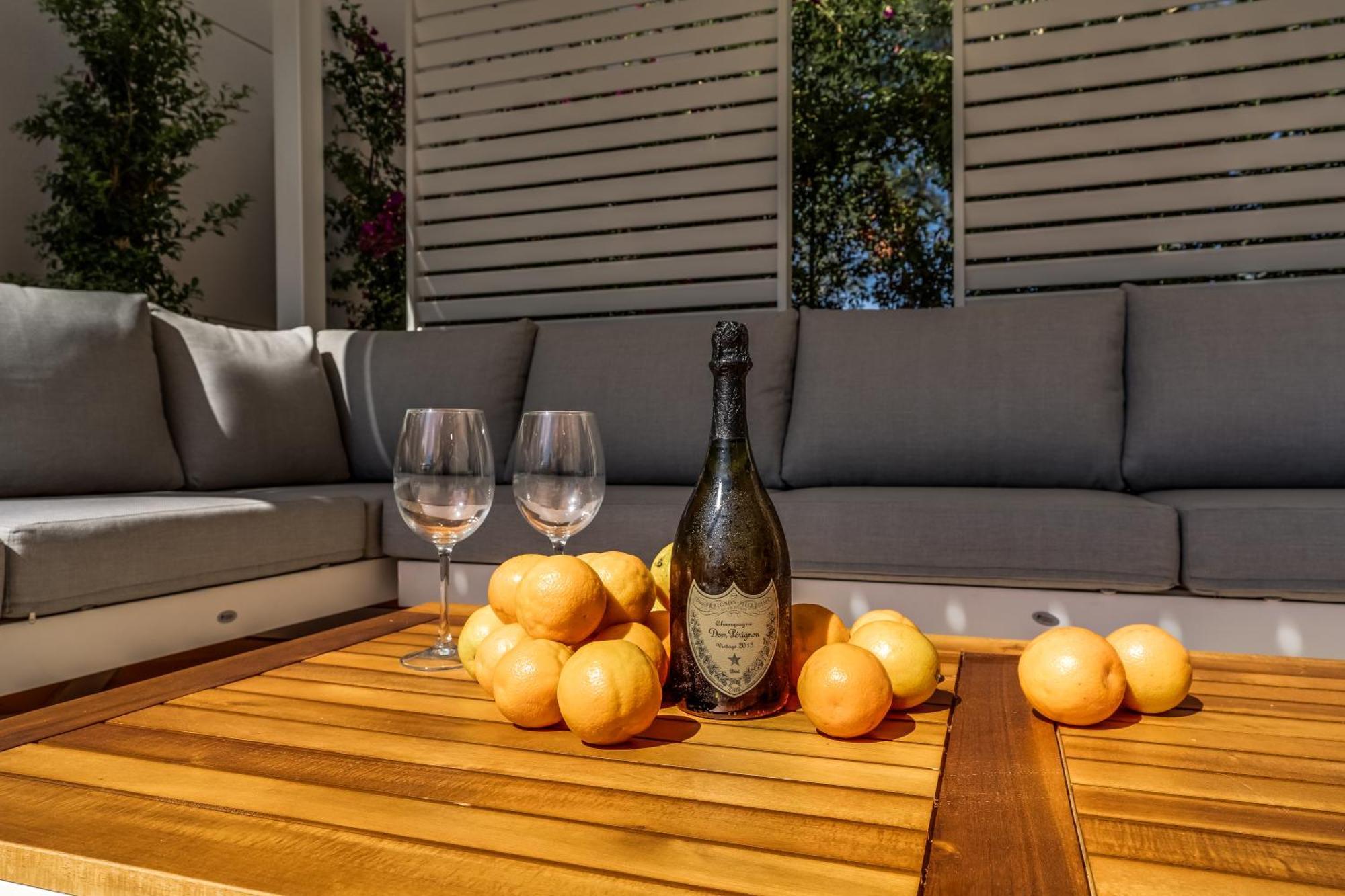 Molo Residences Boutique Apartments & Spa 马尔韦利亚 外观 照片