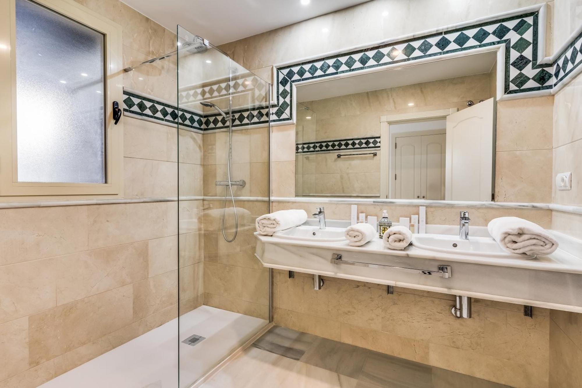 Molo Residences Boutique Apartments & Spa 马尔韦利亚 外观 照片